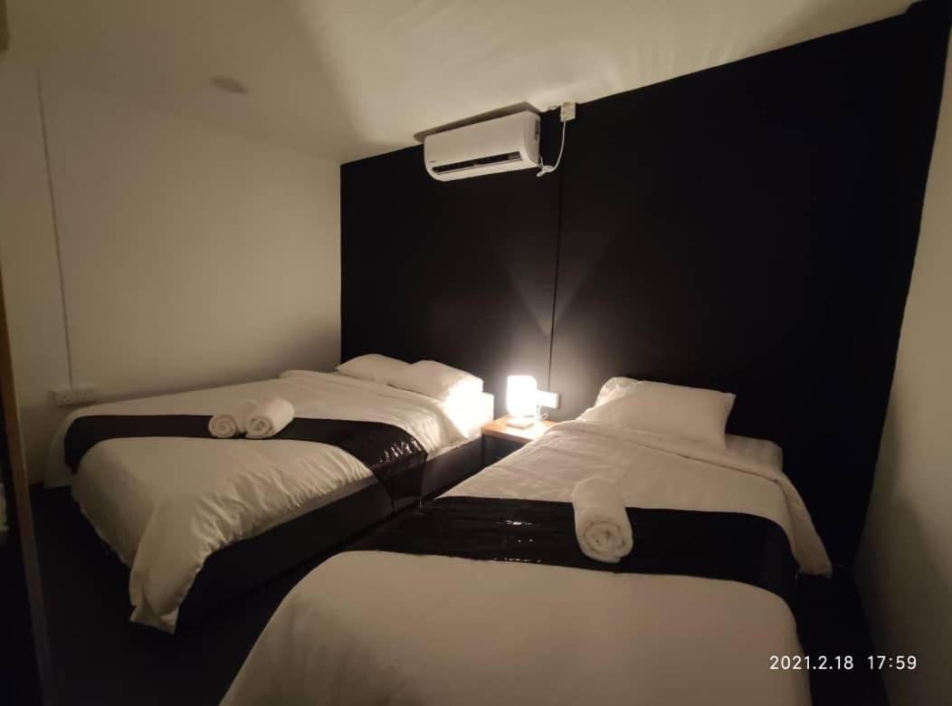 The Sky Inn Куантан Екстериор снимка