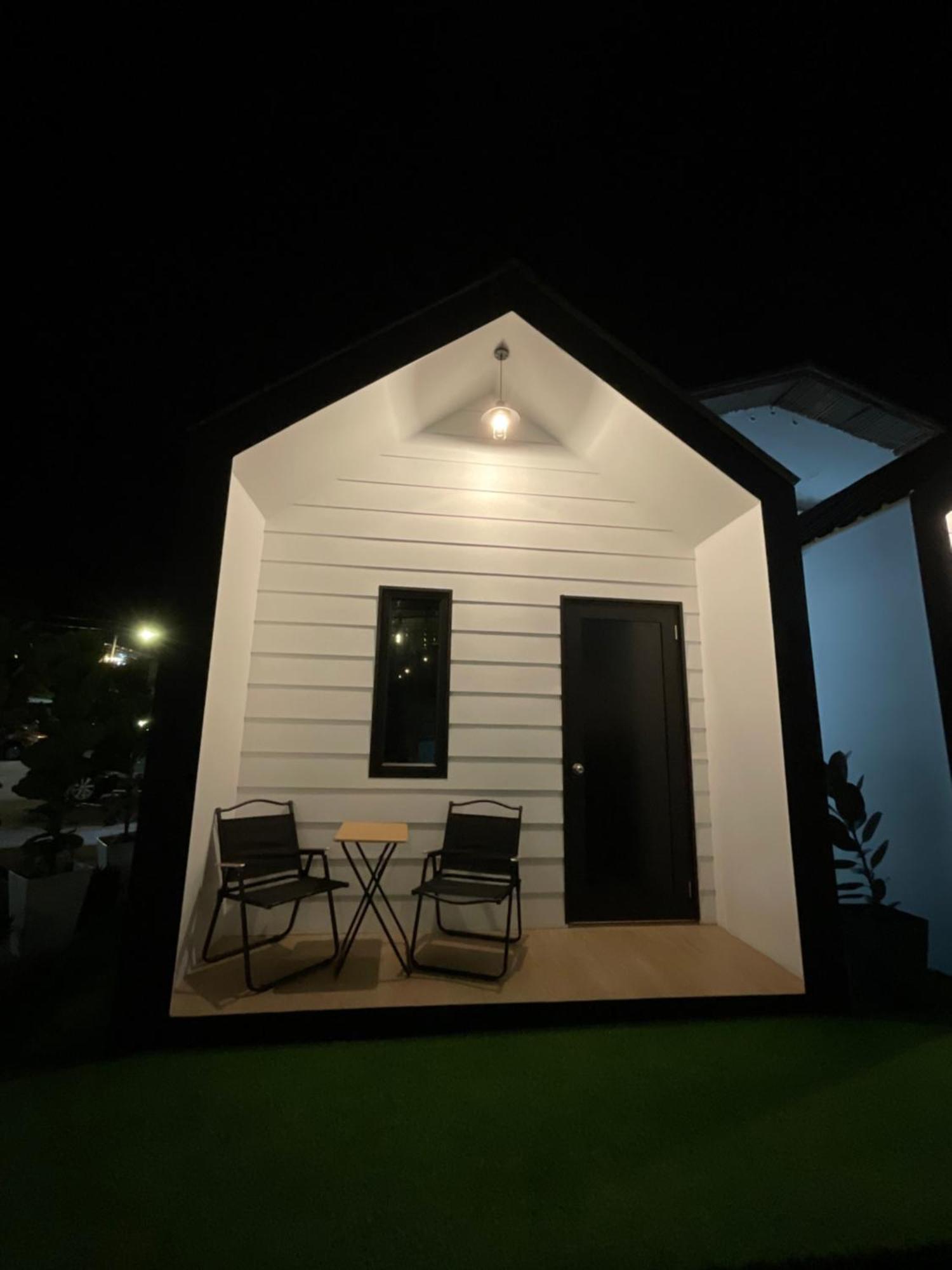 The Sky Inn Куантан Екстериор снимка