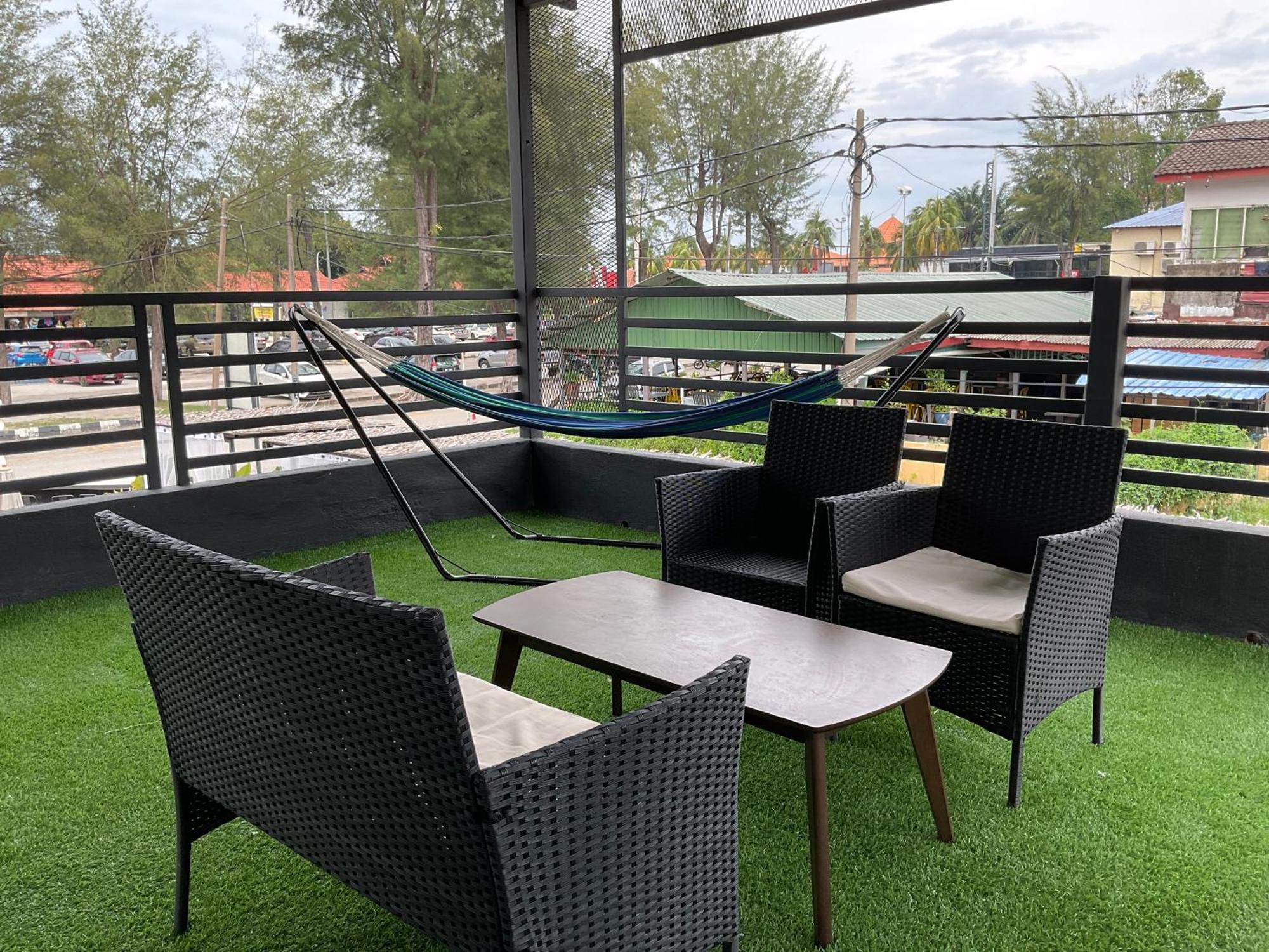The Sky Inn Куантан Екстериор снимка