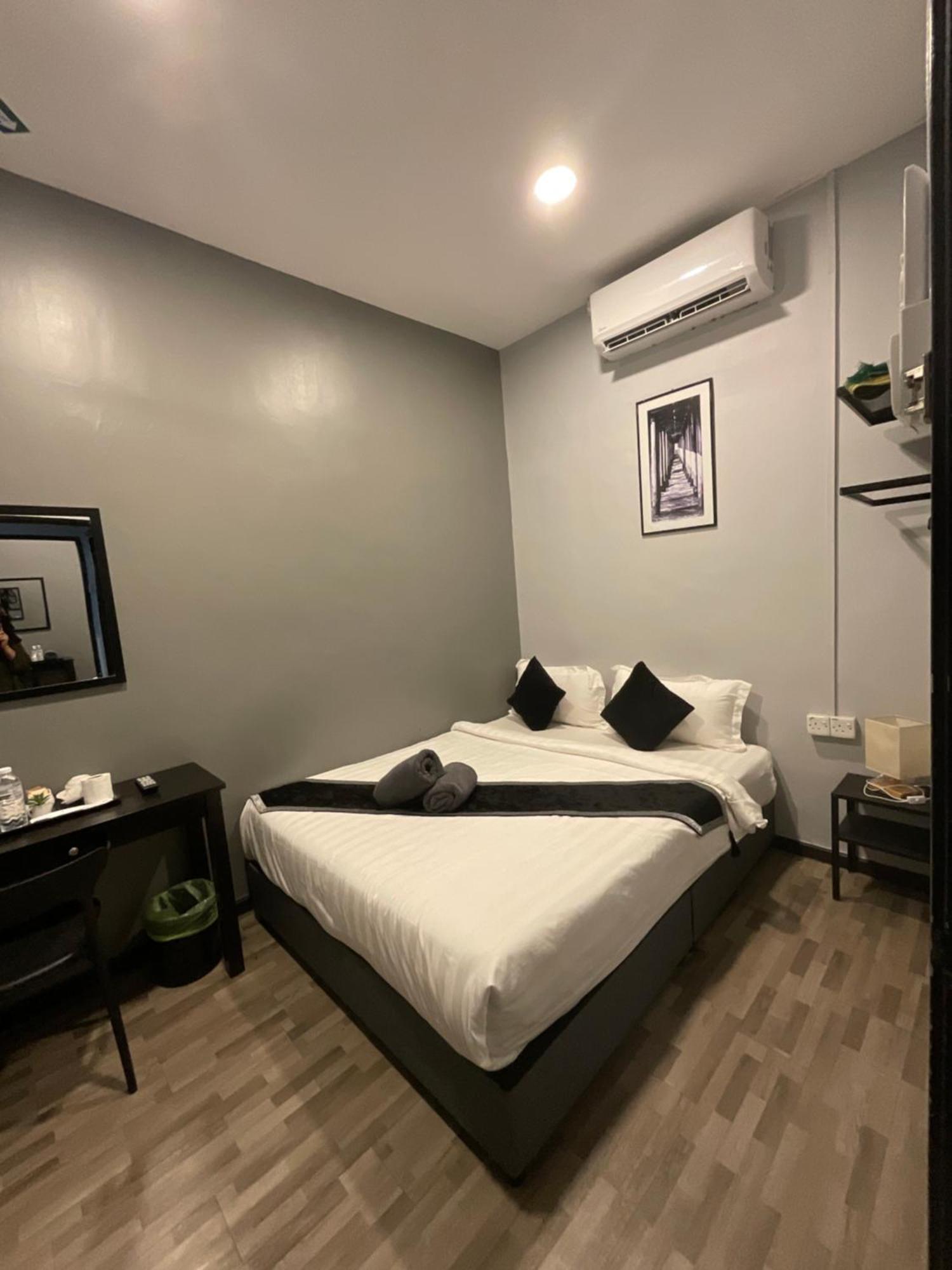 The Sky Inn Куантан Екстериор снимка