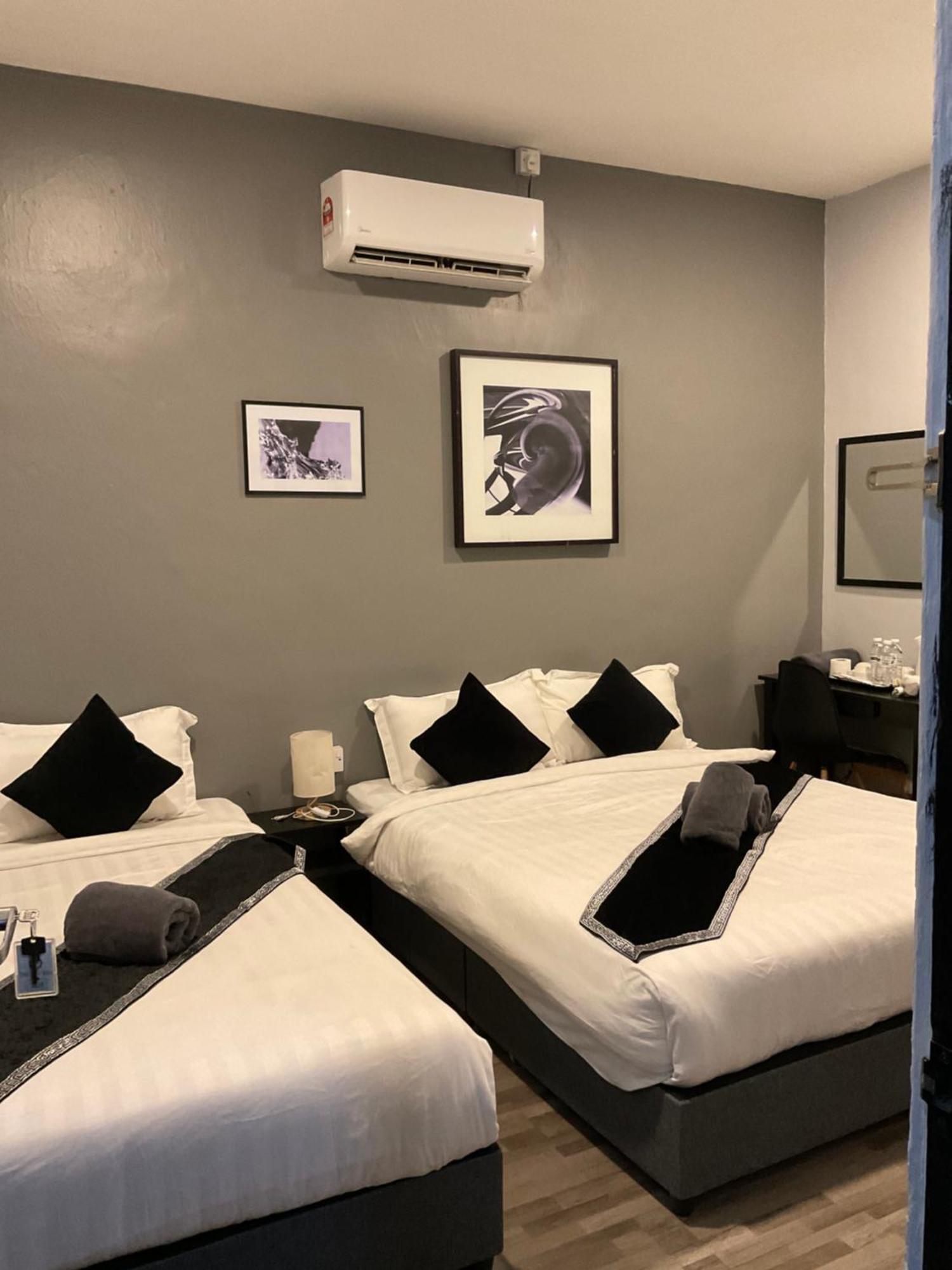 The Sky Inn Куантан Екстериор снимка