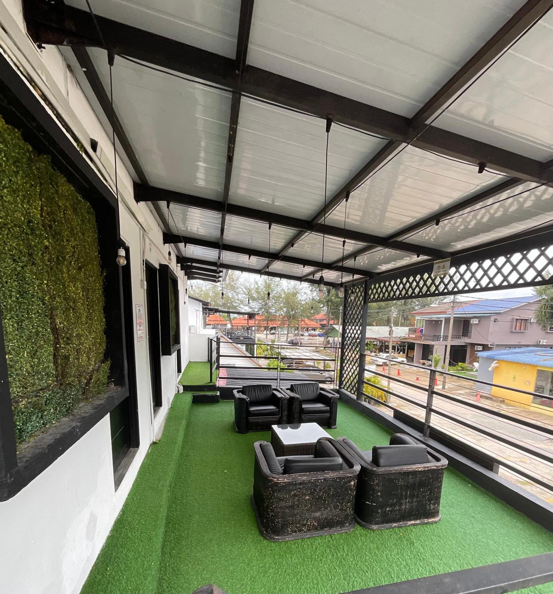 The Sky Inn Куантан Екстериор снимка